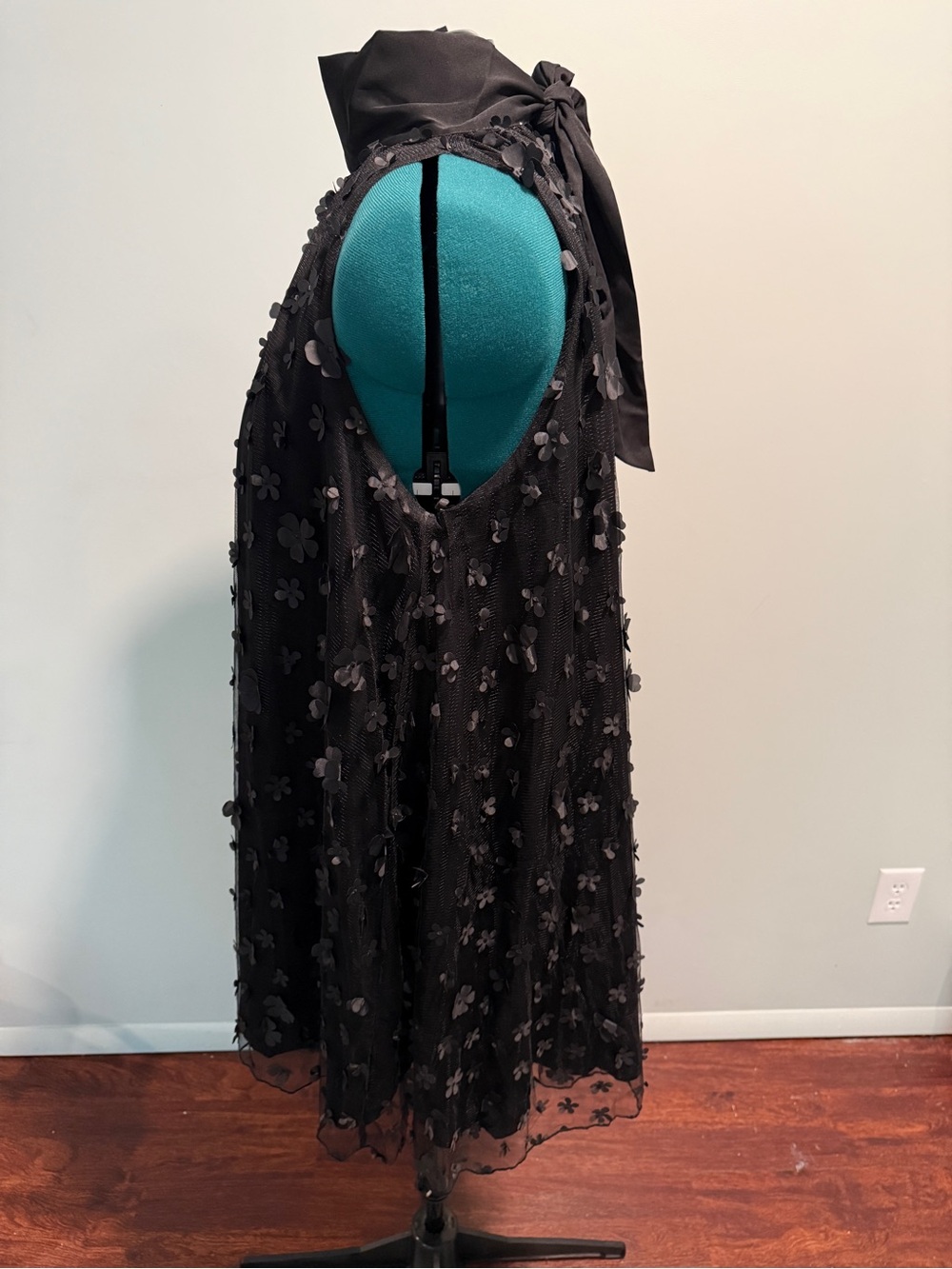 Chic Soul Black Floral Mini Dress - Picture 2 of 4